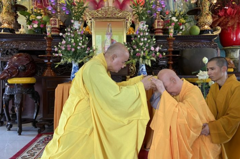 HỘI ĐỒNG GIÁO PHẨM TRUNG ƯƠNG TRÂN TRỌNG CÔNG BỐ