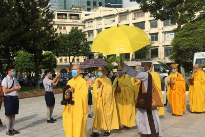 Lời Trình Bạch Nhân Lễ Tưởng Niệm và Cung Thỉnh Xá Lợi Của Tôn Sư Đệ Ngũ Tăng Thống GHPGVNTN
