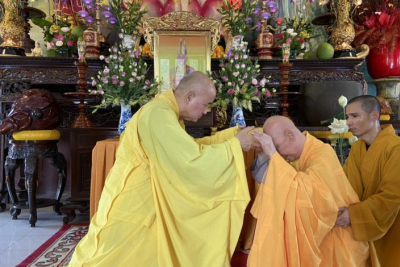 HỘI ĐỒNG GIÁO PHẨM TRUNG ƯƠNG  TRÂN TRỌNG CÔNG BỐ