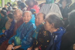 Ngày nắng vẫn lên